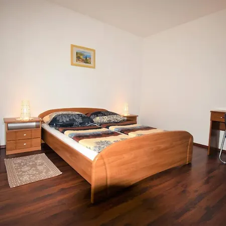 Guest house Mica Lopar
