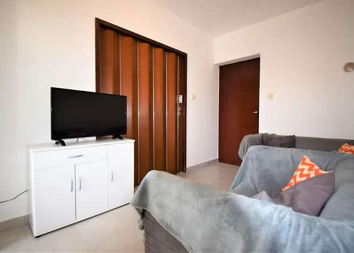 Mica Guest house 3*